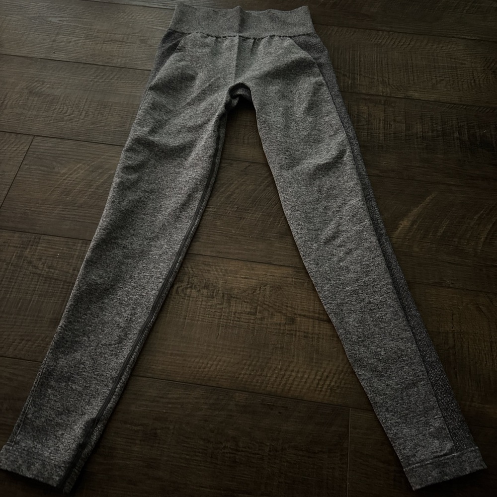 Gym shark Gray High-Waisted Leggings
